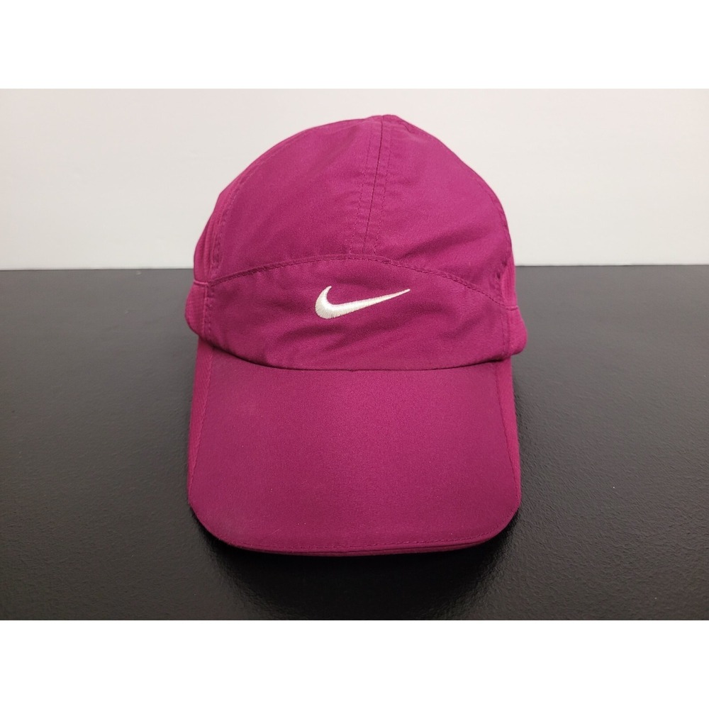 Nike Featherlight Dri-FIT Hat Women One Size Magenta Pink Running Cap Sporty